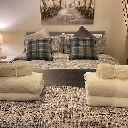 Saltwater Apartment *